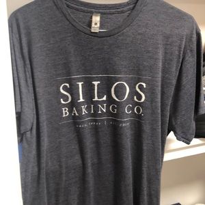 Magnolia Tee